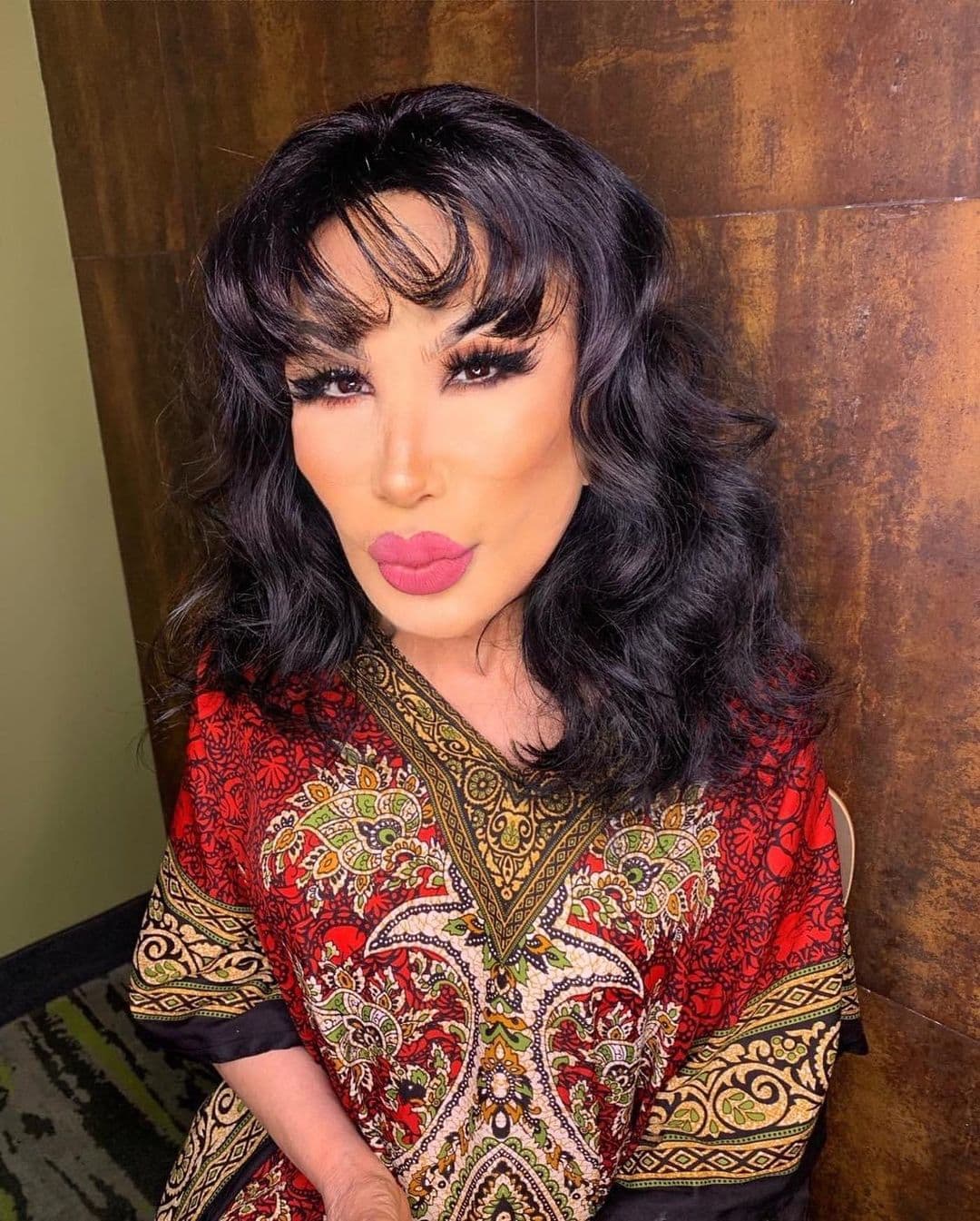 Al ser entrevistada tras la muerte de Vicente Fernández, la vedette dijo que se encuentra muy triste por lo sucedido, y aprovechó la oportunidad para asegurar que en algún momento tuvo un romance con el 'Charro de Huentitán'. "Muchos recuerdos y muchas cosas intimas y privadas que no quiero decir en este momento".