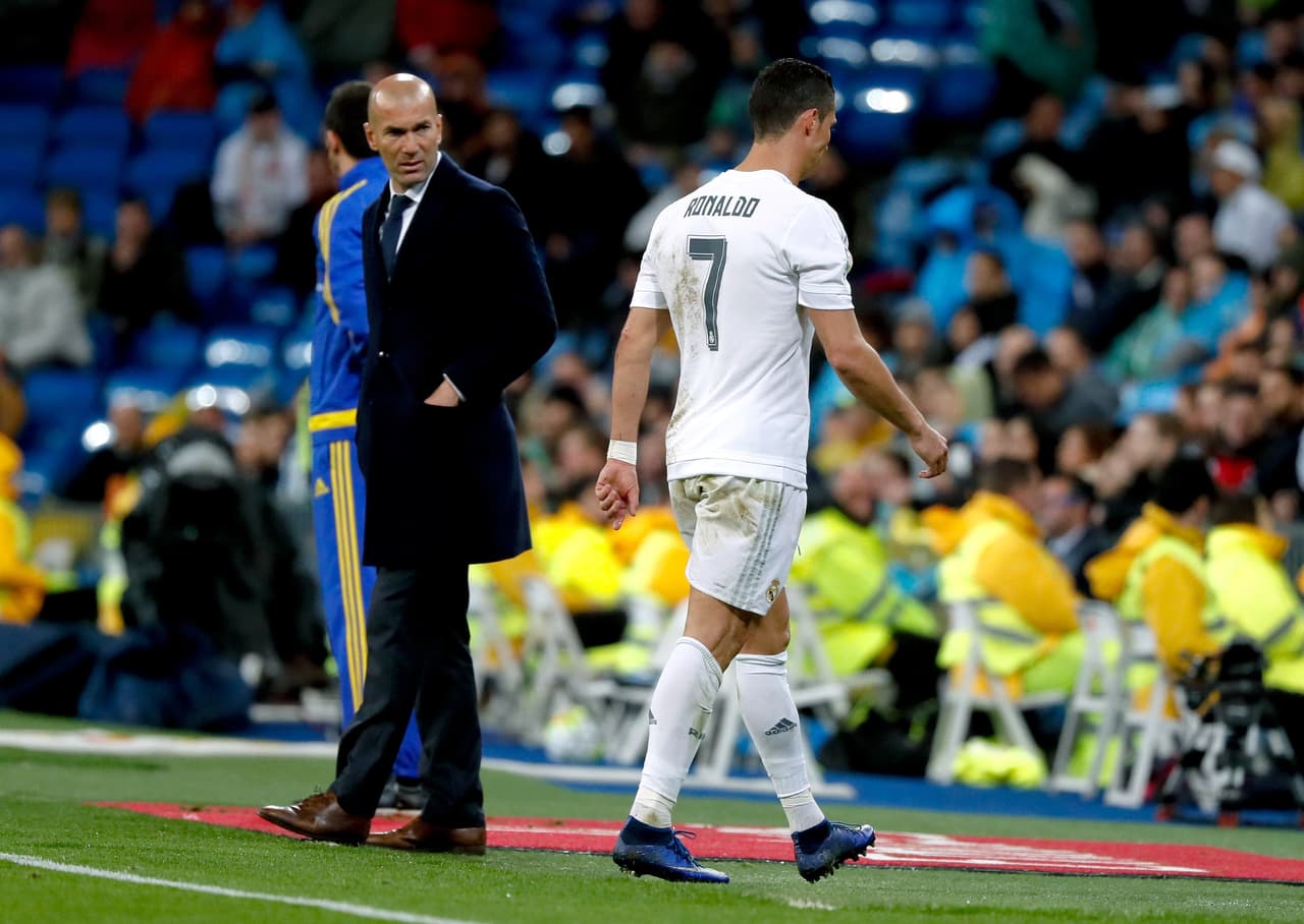 Cristiano Ronaldo salió adolorido frente al Villarreal