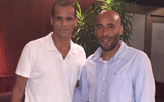 Rivaldo despide el hijo de Pelé