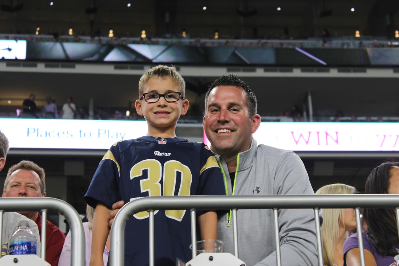 Cobertura del último juego de pretemporada de los Rams