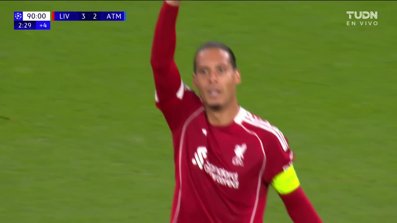 ¡Gol del Liverpool para la victoria! Van Dijk anota el tercero de último minuto