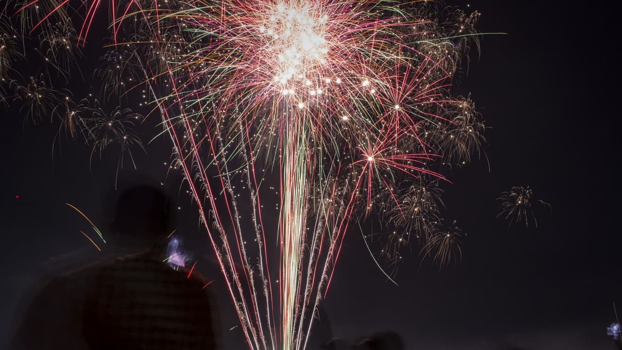 Celebre sin excesos este fin de año, recomiendan las autoridades en Dallas