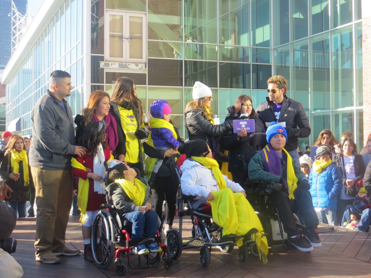 Desde la noche del viernes y desde muy temprano este sábado 5 de diciembre están transmitiendo en vivo desde la ciudad de los vientos.