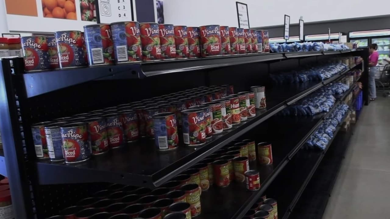 Aumenta la inseguridad alimentaria en Texas por el alza de precios y la falta de empleo