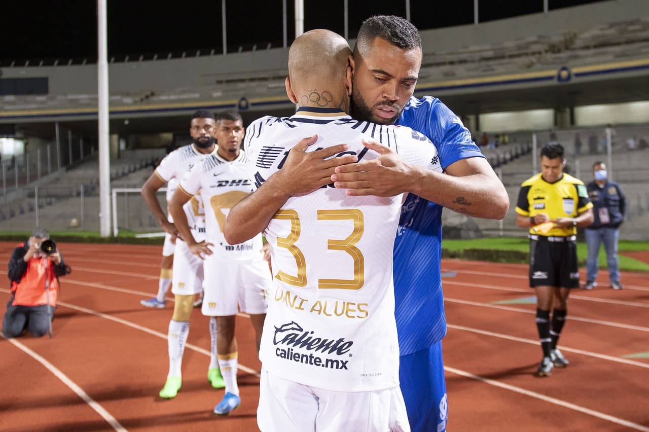 Tigres le empató sobre la hora a Pumas con gol de Gignac en partido adelantado de la Jornada 16 del Apertura 2022; Dinenno había adelantado a los universitarios.