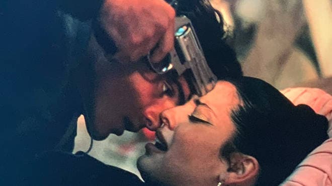 Además de haberle hecho mucho daño a Maddy de manera física y psicológica, en el pasado también la amenazó con un arma. Por otra parte, comenzó a manipular a Cassie para satisfacer sus deseos.