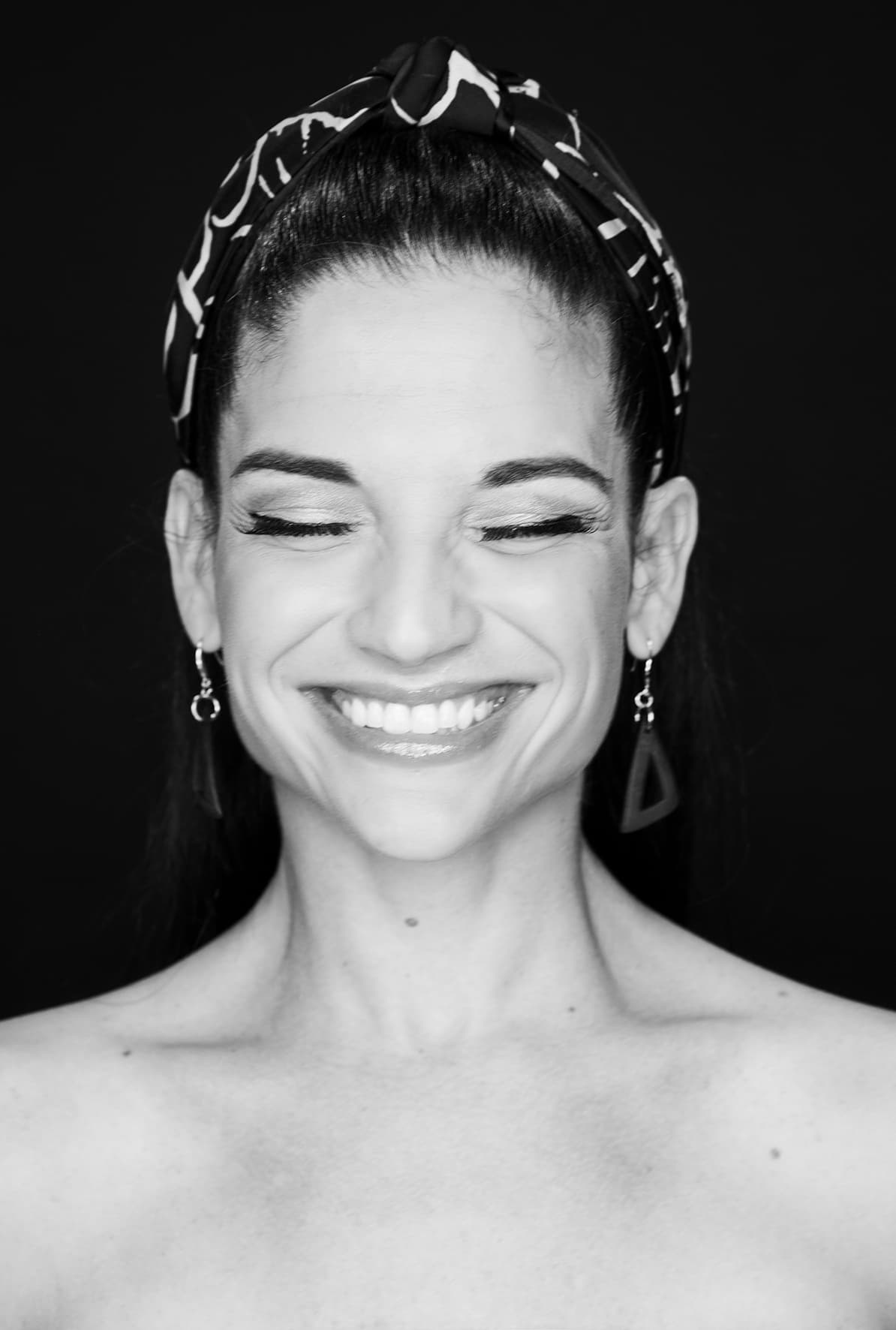 En el fondo de pantalla de su celular siempre tiene una foto con su hija, que logró tomarla sin que ella se moviera.