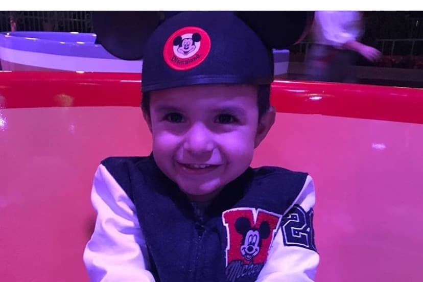 Un niño de 3 años muere apuñalado por su propio tío y la madre también resulta herida en el ataque