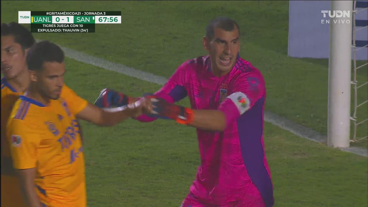 ¡Juegazo! El poste y Nahuel frustran los embates de Ronaldo e Ibargüen