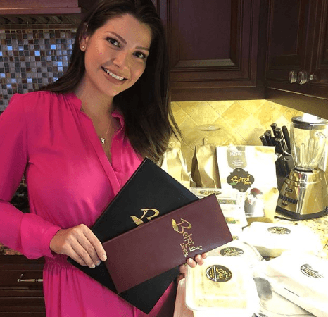 "Gracias a cada uno de ustedes por sus mensajes de felicitación y palabras tan bonitas. Este ha sido un cumpleaños hermoso para mi", escribió Ana Patricia a manera de agradecimiento en sus redes.