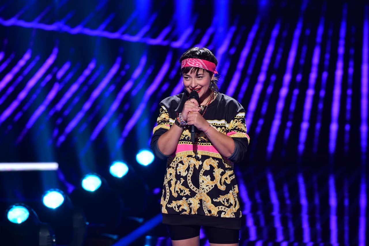 Ella eligió el tema ‘Me muero’ de la Quinta Estación y, desgraciadamente, fue la primera rechazada de la noche.