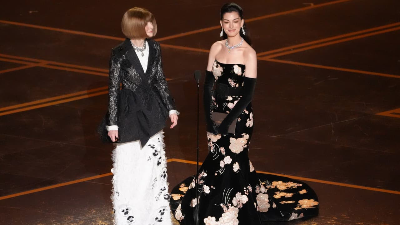 Anne Hathway y Anna Wintour protagonizaron uno de los momentos más virales en los Oscares.