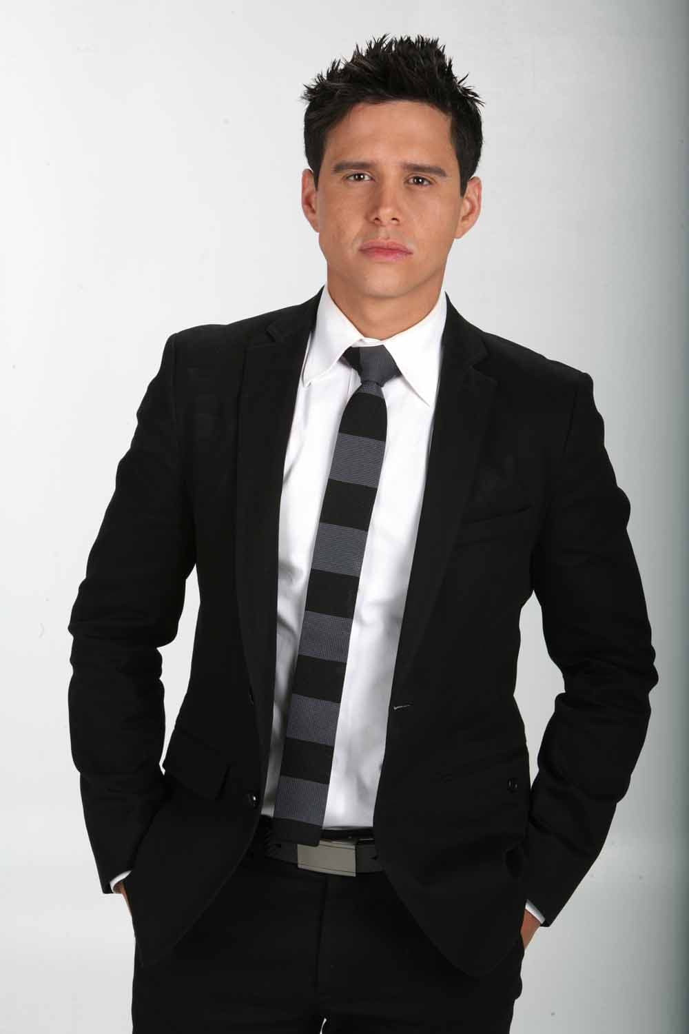 Alejandro se considera un hombre que sabe planificar muy bien sus gastos, por eso no tiene tarjetas de crédito.