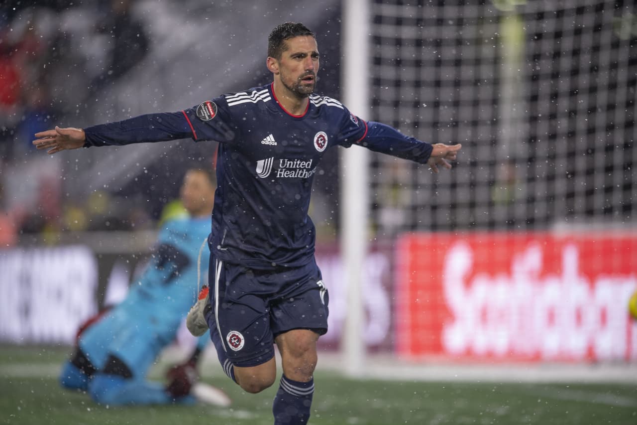 New England Revolution fue muy superior a los Pumas y se impuso gracias a un doblete de Adam Buksa y otro tanto de Sebastian Lletget.