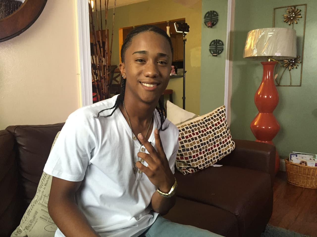 Para Aaron Bodden su familia lo es todo. En exclusiva, nos colamos en su casa y mirza lo que nos encontramos.