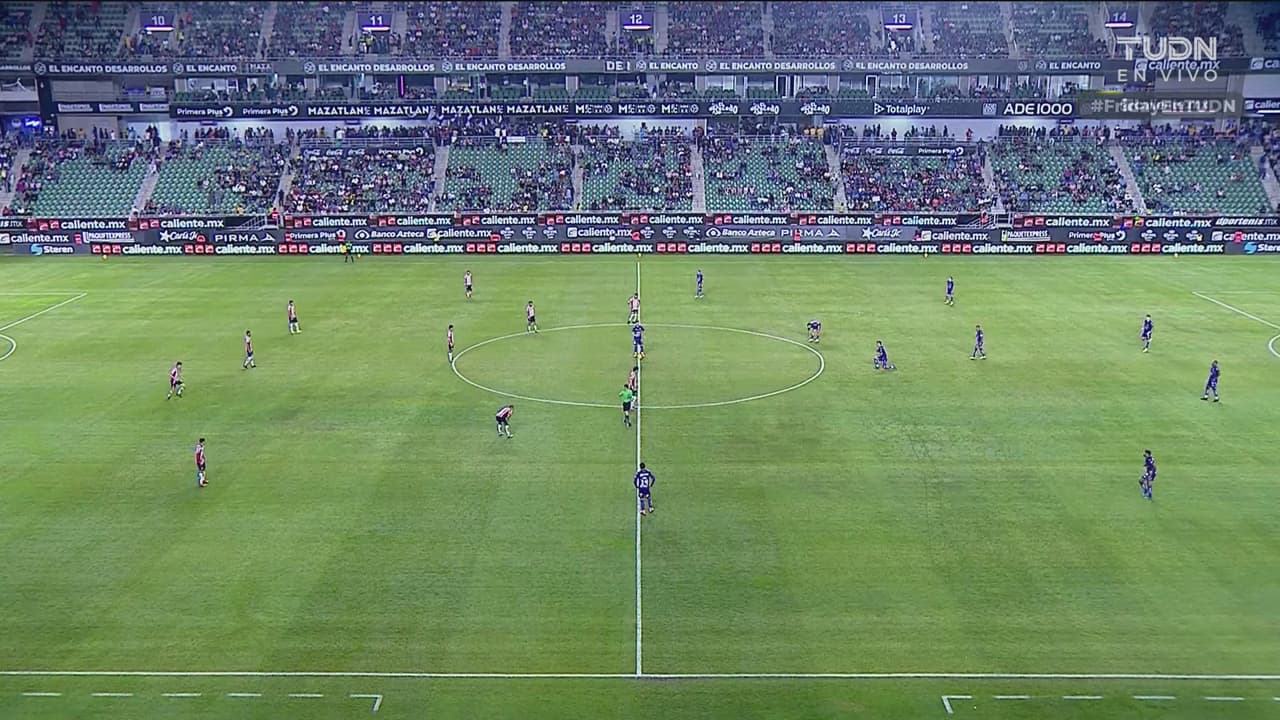 ¡A seguir con vida! Así puedes ver Mazatlán vs. Chivas de Liga MX