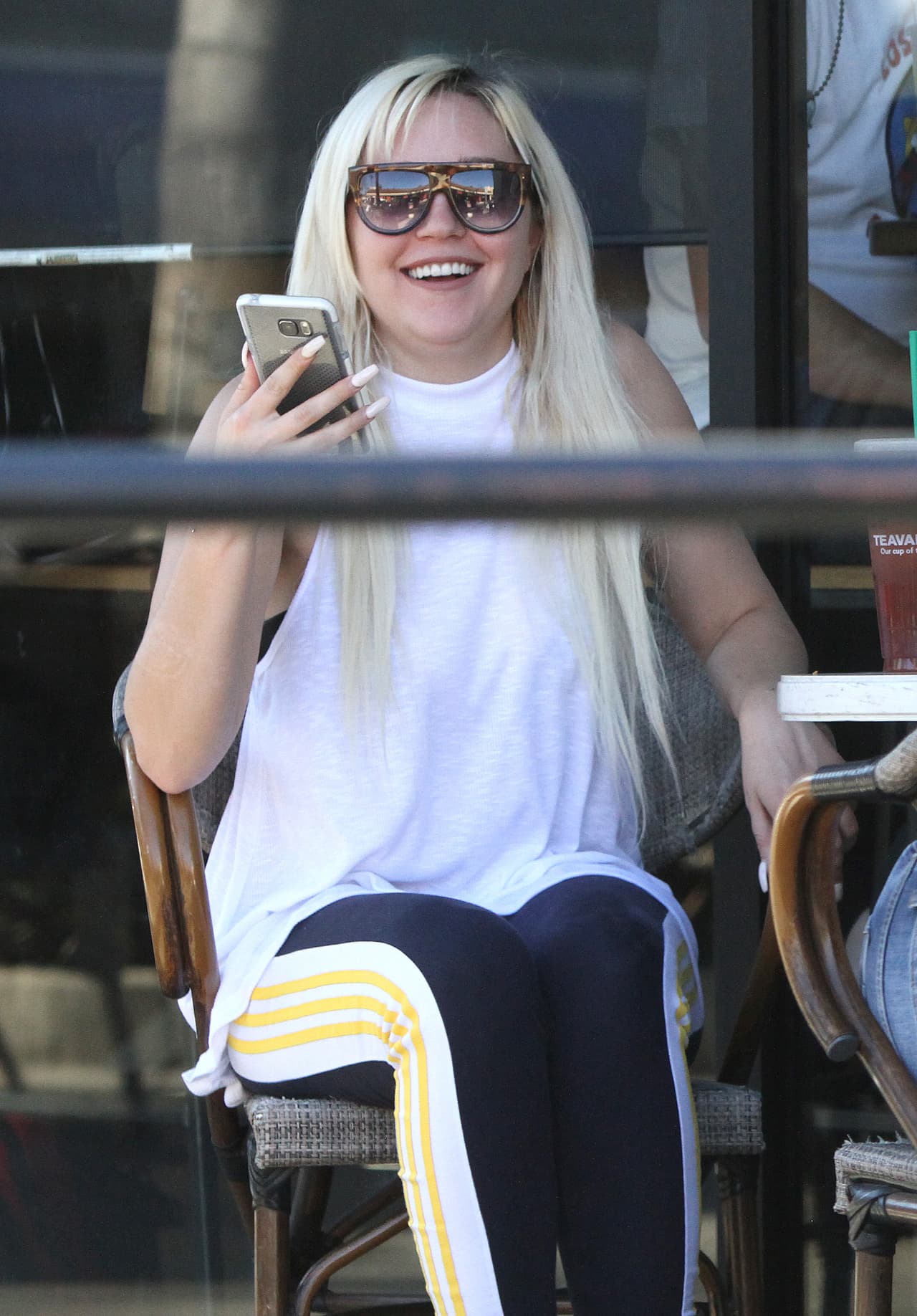 Pero eso sí, se le ve muy feliz, que es lo que realmente importa.