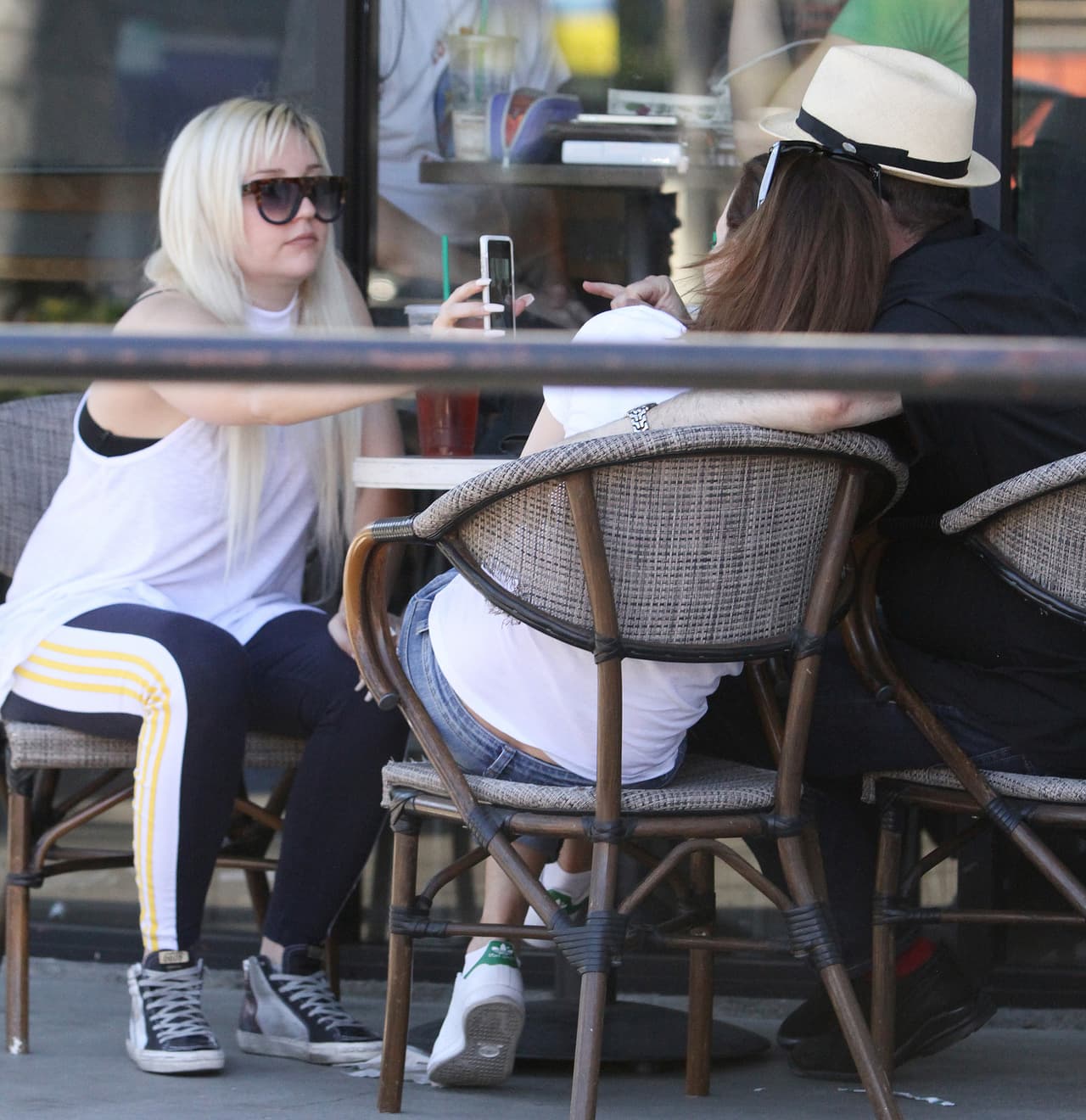 Porque esa etapa oscura de su vida ya se encuentra en el pasado.