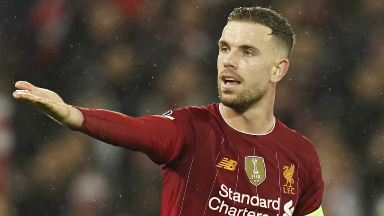 Capitanes de la Premier hacen pacto para informarse de reducciones salariales