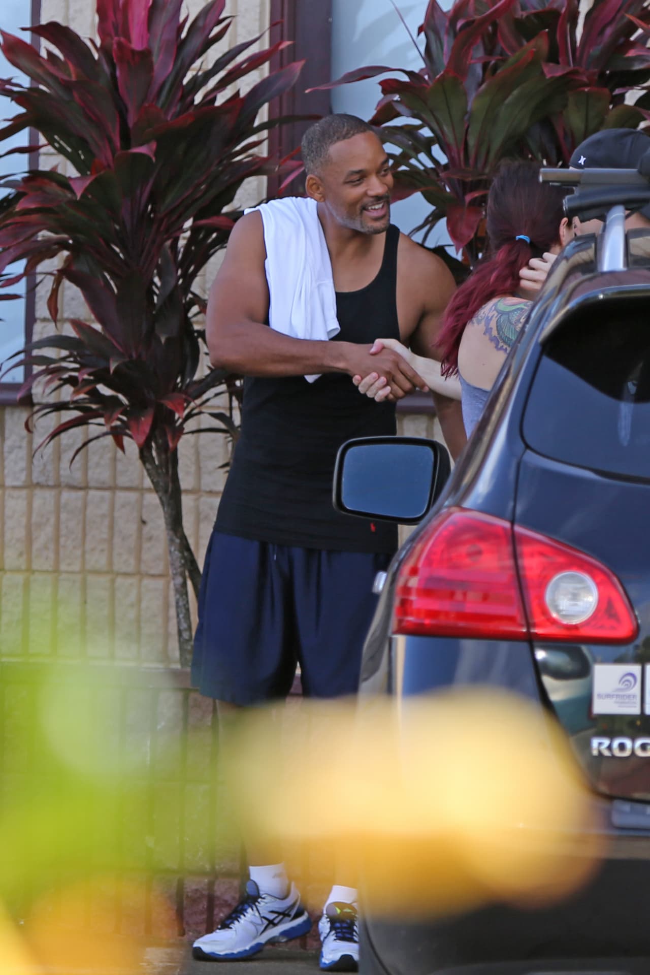 Will se portó amable y saludó a medio mundo.