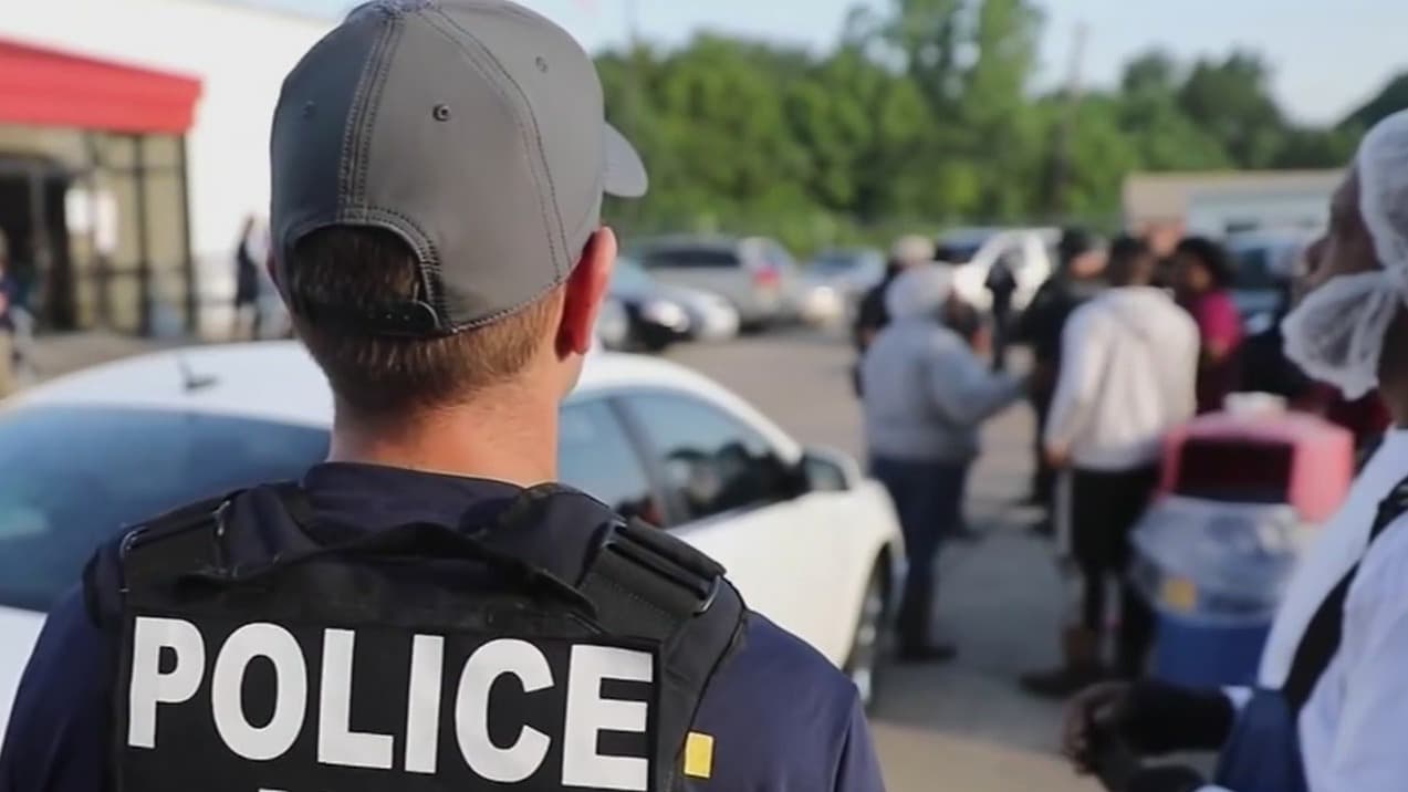 Juez federal de Alabama emite orden que prohíbe a ICE y Patrulla Fronteriza redadas sin orden judicial