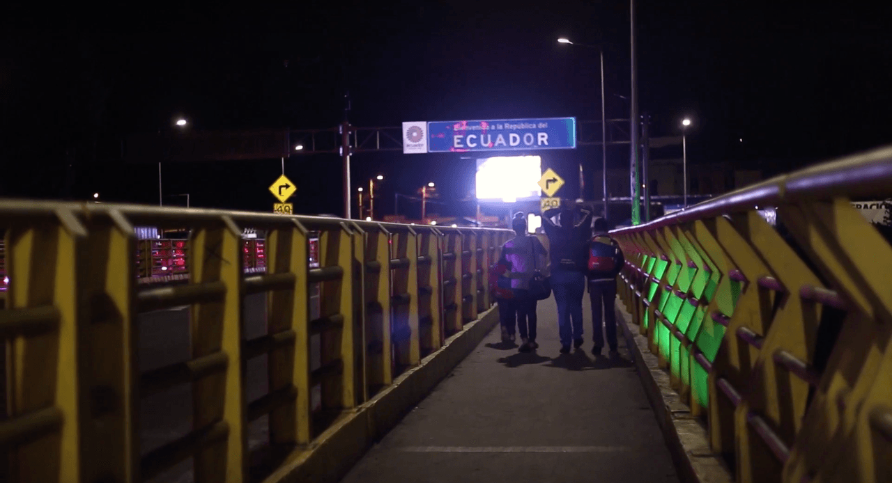 <b>1 año 1 hora 1 deseo</b>
<br>Dir. Daniel Yépez Brito
<br>Domingo, 20 de octubre, 1:00PM @ Corona Park, Queens
<br>
<br>"Miles de inmigrantes venezolanos llegan a Ecuador diariamente, desde recién nacidos hasta adultos, formando esta historia entrelazada que tiene lugar durante el período de tiempo de un años dentro de su estancia el país. Tanto sus sueños como sus problemas se unen para dar forma a esta historia de humanidad."