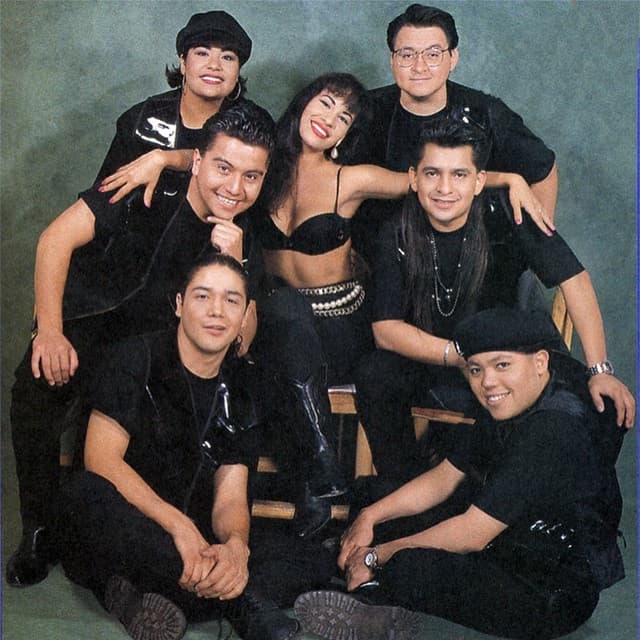 Selena y ´Los Dinos, con quienes conquistó cada rincón de Estados Unidos y México.
