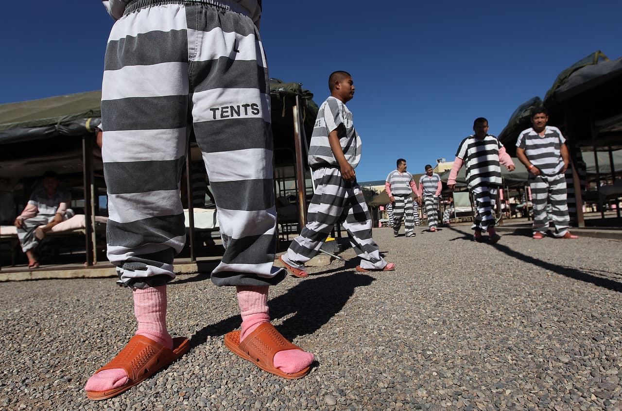 Las medias rosadas de los presos de Arpaio.