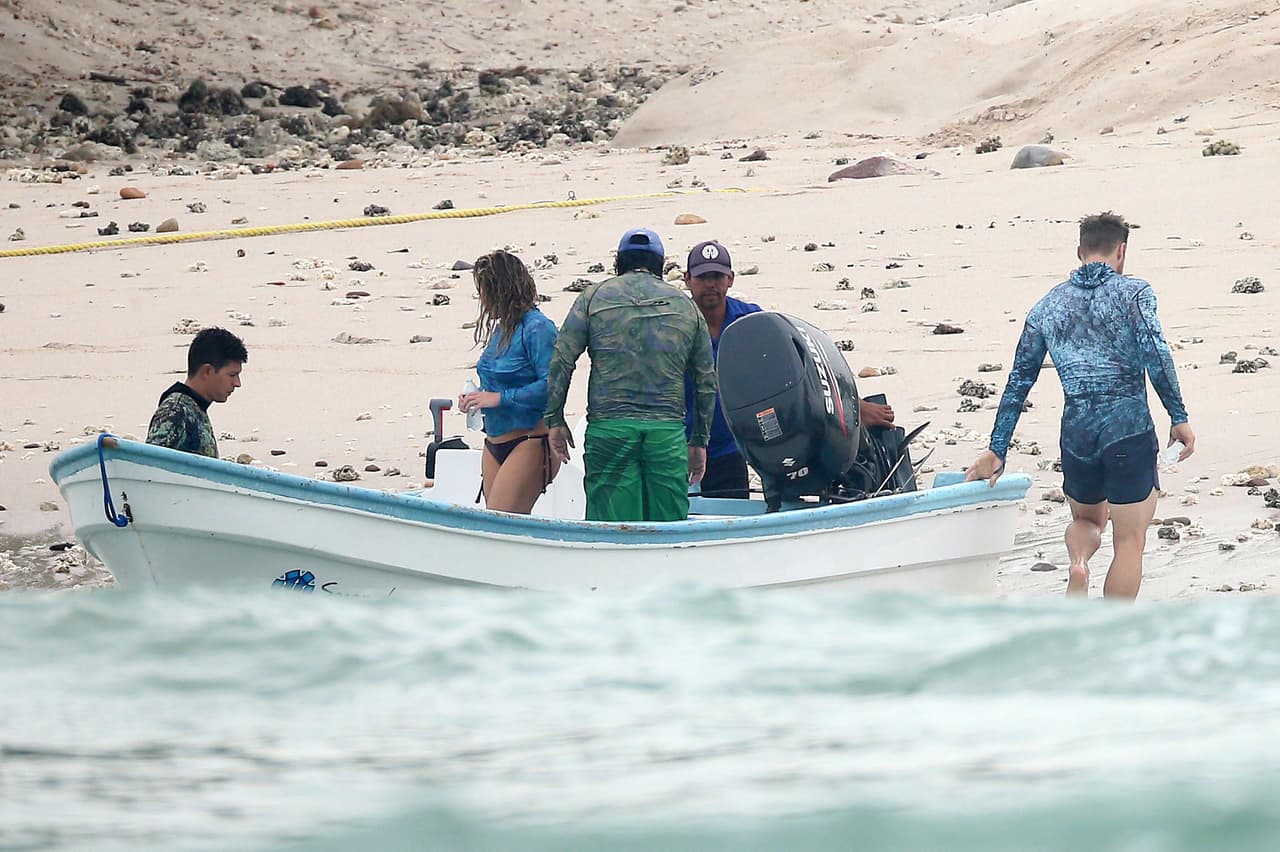 Dieron un paseo en bote.