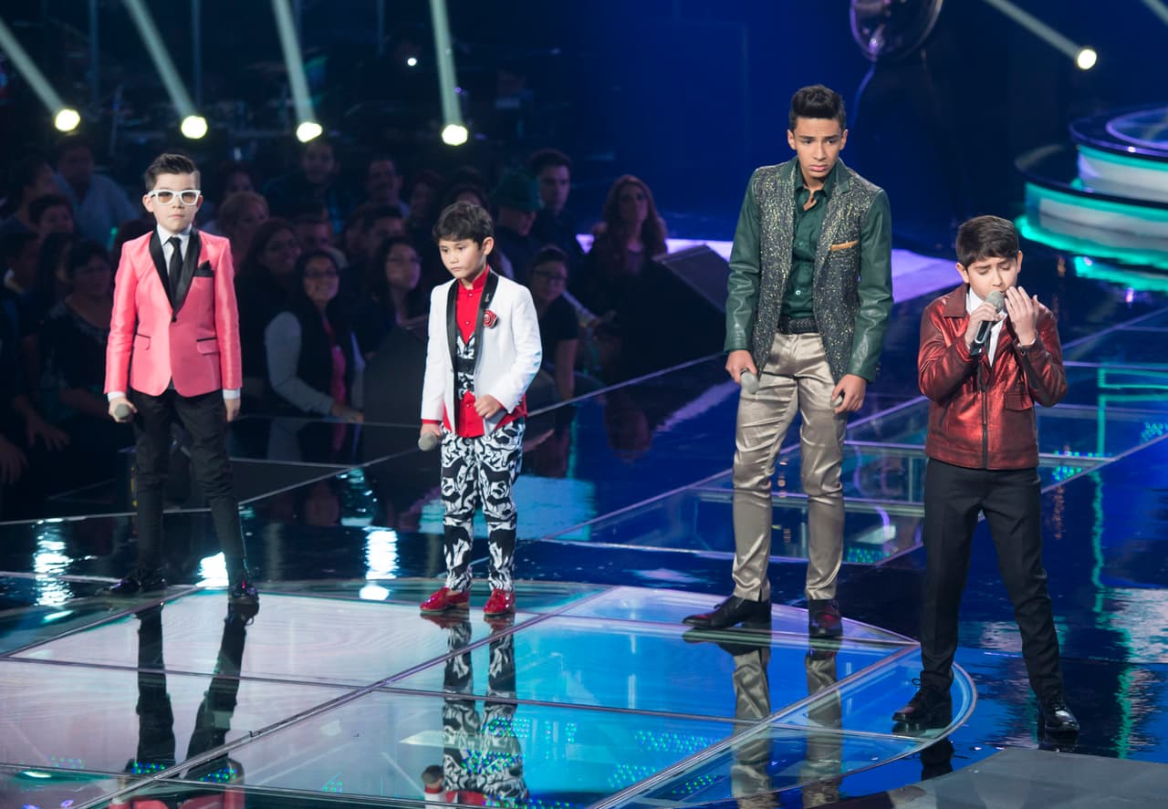 Los Moro, Cervantes, García y Barraza llegaron a la semifinal, en la cual hubo tremenda pelea entre Cristian y Noel, debido a una decisión del capitán, que le costó la eliminación de su equipo. Disfruta foto a foto todo lo que pasó en el show.