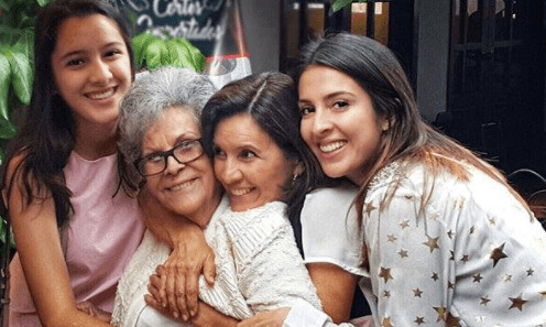 Motivo por el cual en este día tan especial, Maity solo puede desear bendiciones para quien es una de las "Henas" de su vida.