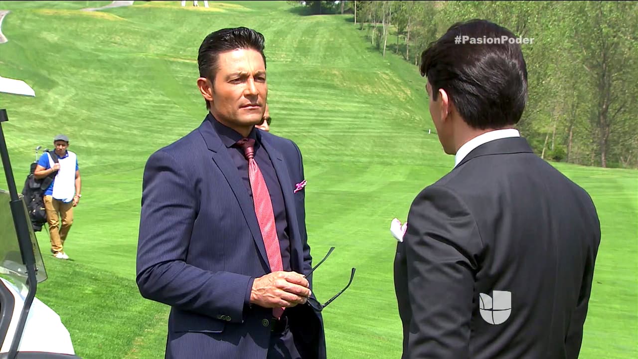 ¡No puedes ocultar que te mueres de celos!