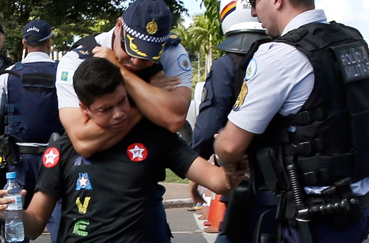 Esta técnica controversial ya no será usada por la Policía de San Diego tras el caso de George Floyd