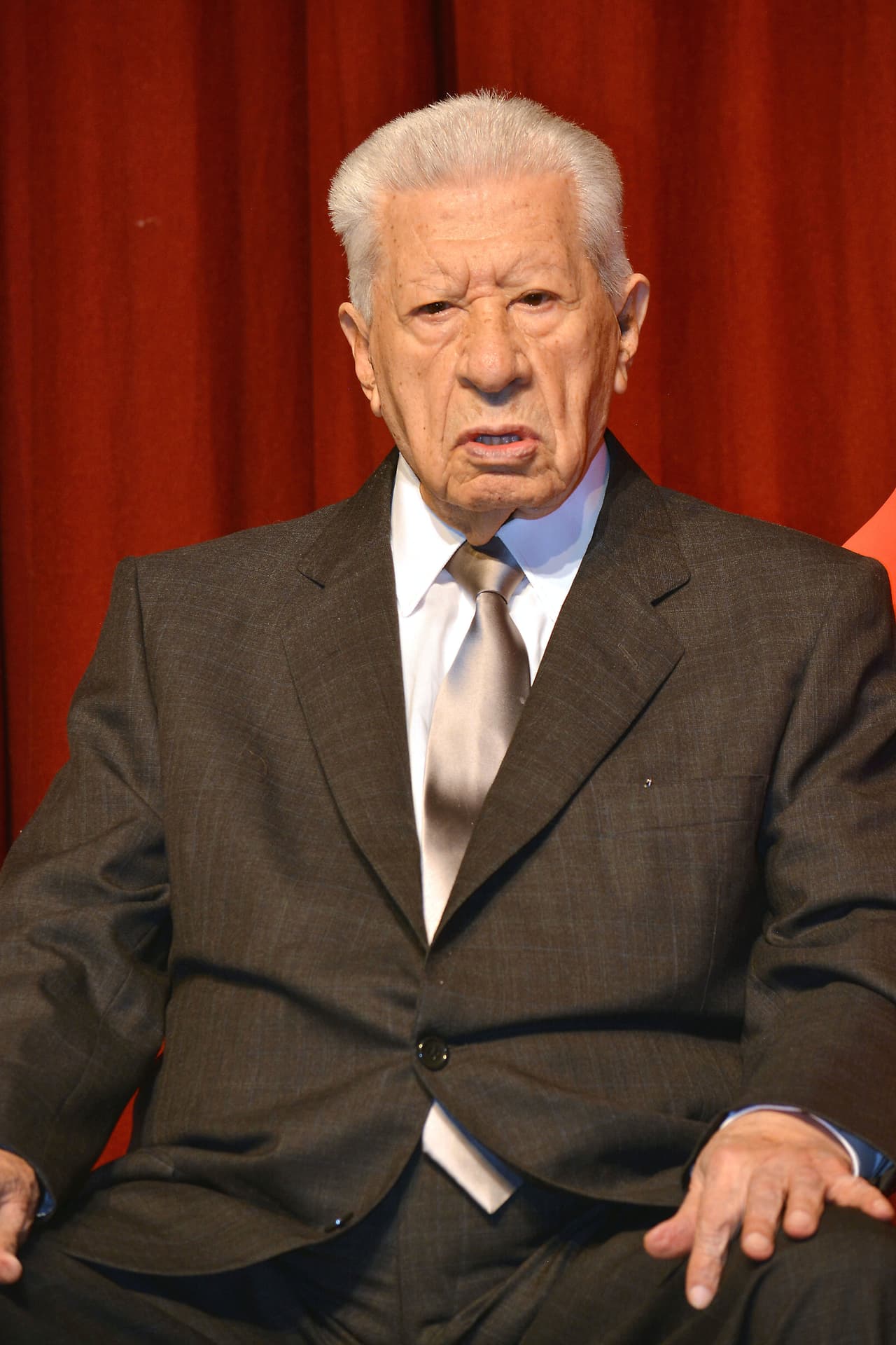 <b><a href="http://www.univision.com/temas/ignacio-lopez-tarso">Ignacio López Tarso</a></b> fue sometido en mayo de 2016 a una cirugía de colon para extirpar un tumor canceroso.