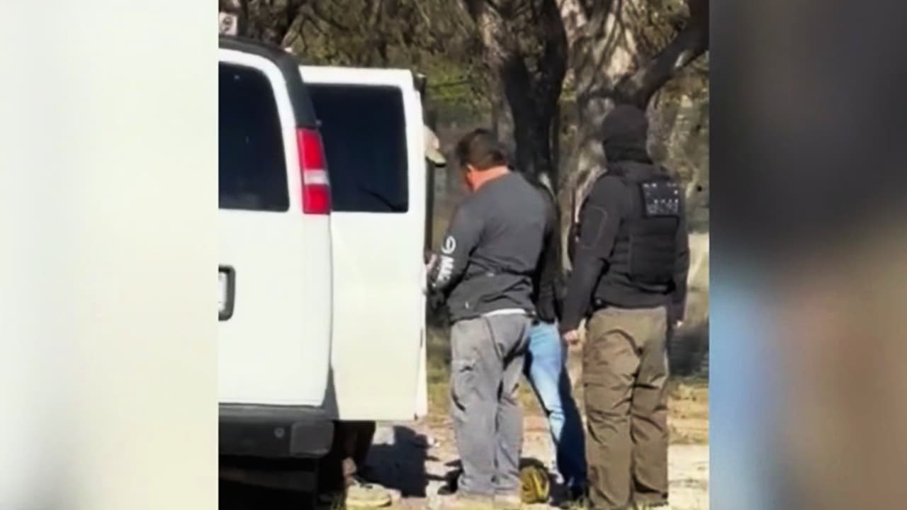 Comunidad increpa a presuntos agentes de ICE por detenciones de inmigrantes en Austin