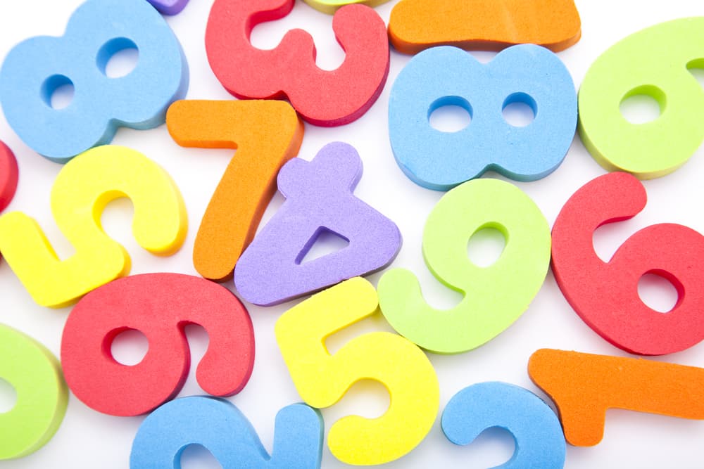 Se abre el camino de la prosperidad, o de la bancarrota, se recoge lo que se sembró en ese sentido, si se ha invertido bien el dinero se multiplicará, si no se supo hacerlo se pierde mucho. ¡Ojo con las finanzas! Revisar cuentas, balances en los bancos, pagos atrasados.