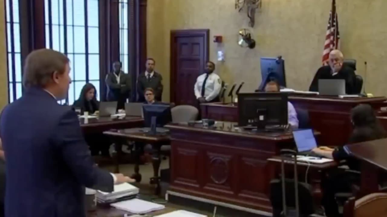 Salió a trabajar y al regresar halló la puerta clausurada: drama en parque de casas móviles Li’l Abner en Sweetwater