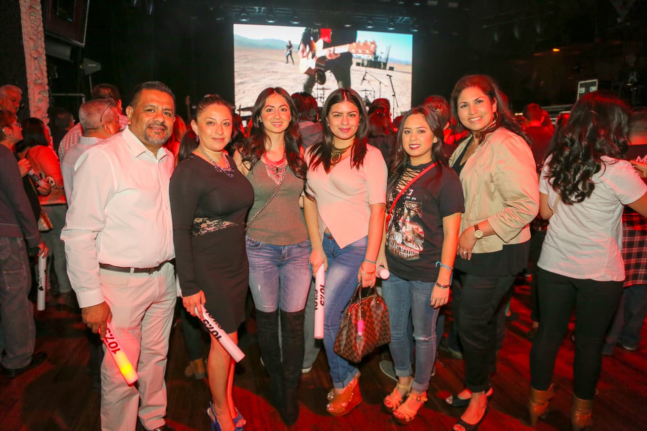 Uno, dos, tres... Foto en grupo otra vez.