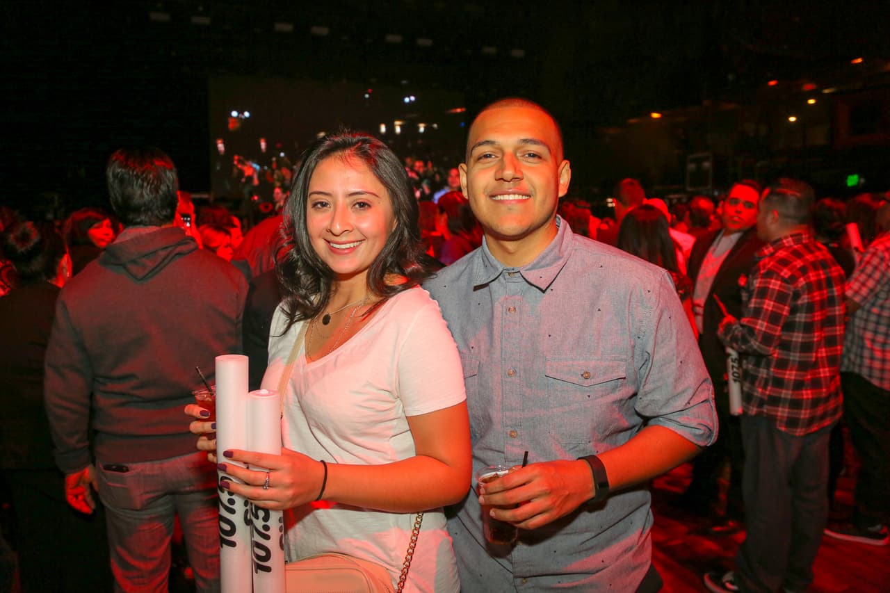 Emocionados por el concierto privado.