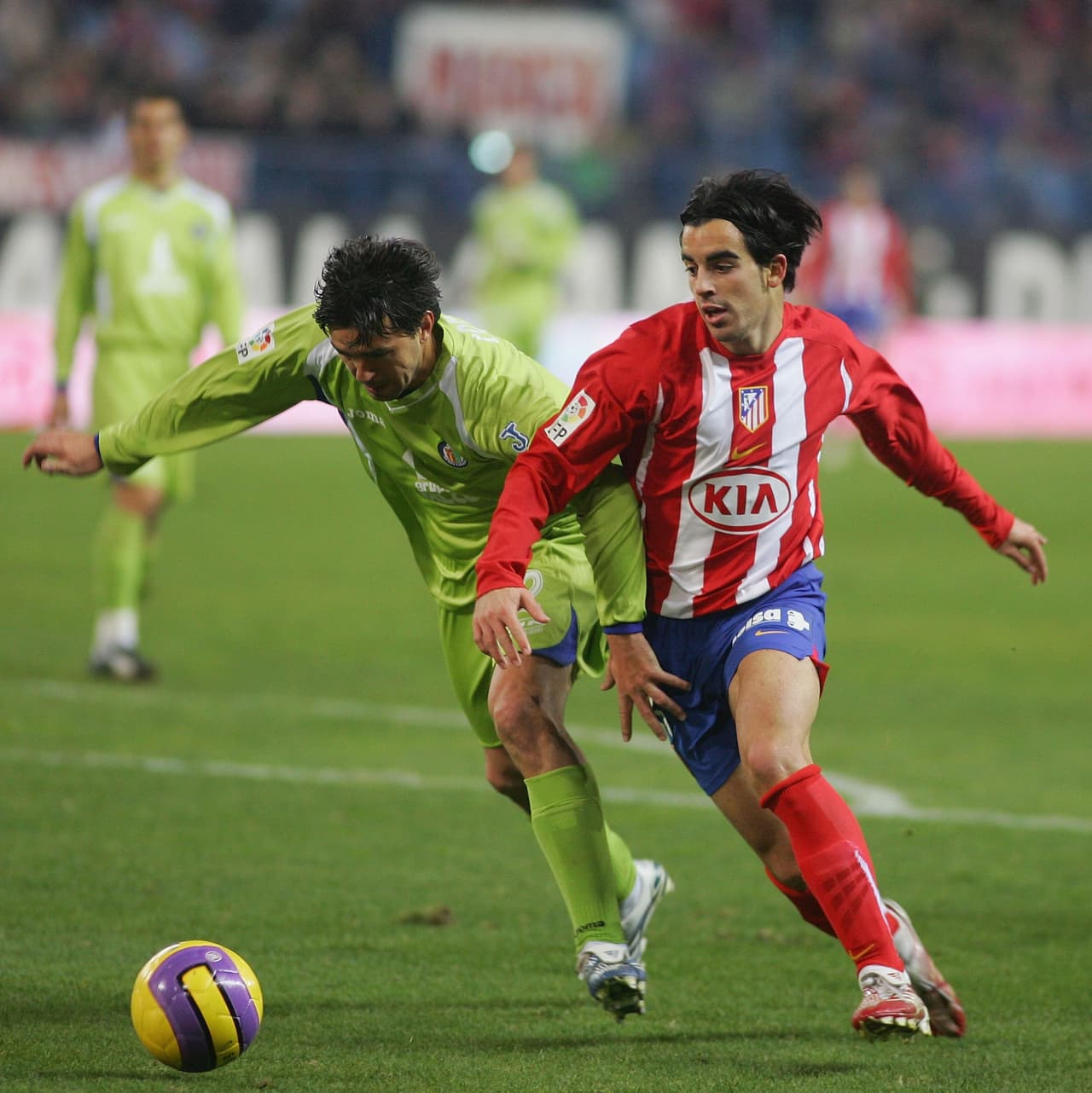 Otro que surgió de la cantera del Real Madrid fue el mediocampista José Manuel Jurado, por allá en el año 2005.