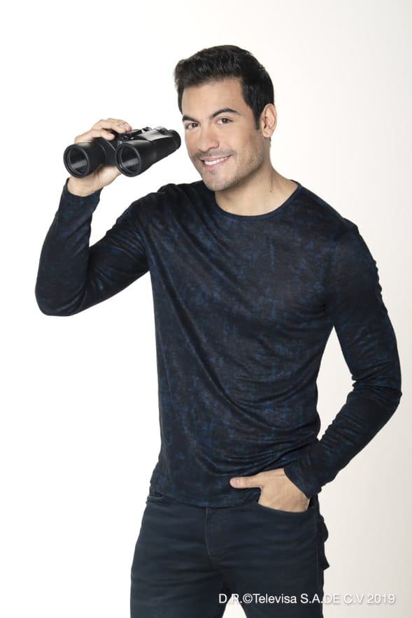 Carlos Rivera dejará por un momento el canto y ahora él será el espectador e investigador.