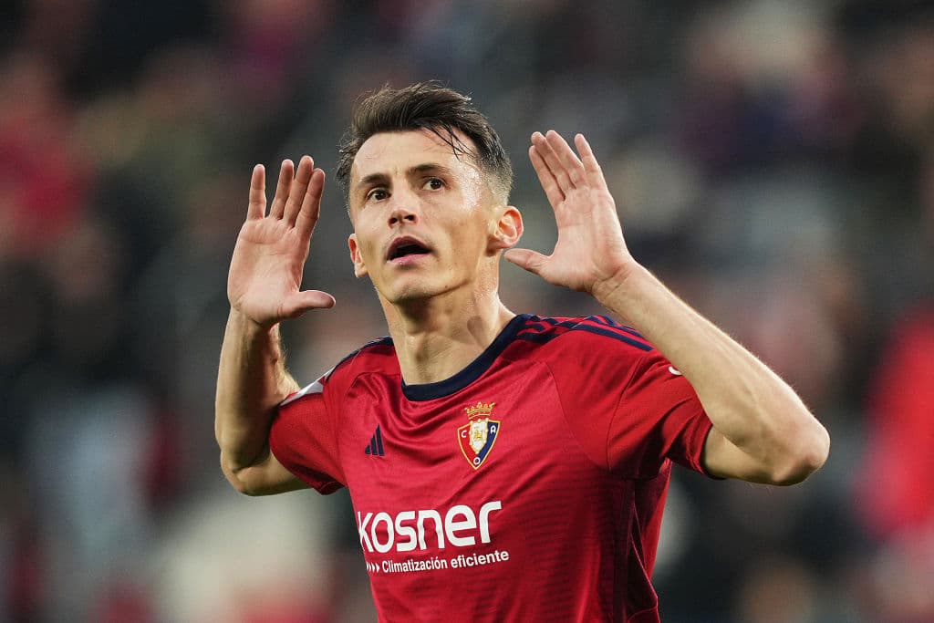 Budimir se desmaya y termina en el hospital por un golpe en la cara