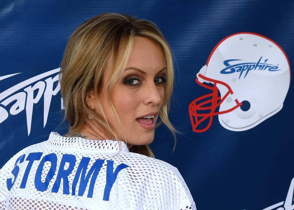 Stormy Daniels recibió amenazas para que no hable de su affaire con Trump, según su abogado