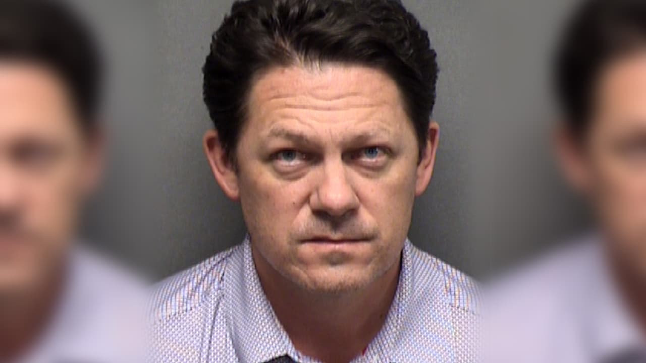 Arrestan a exconcejal de la ciudad de San Antonio por cargos de prostitución