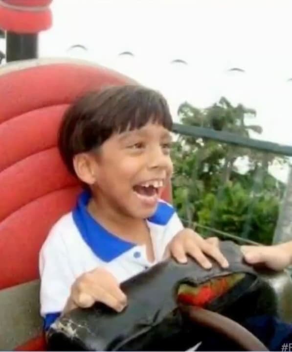 “Beyker es un milagro de Dios. Recuerdo que cuando nació me dijeron que buscara un cura para bautizarlo porque no iba a vivir más de una semana. 
<b>Yo solo me hinqué, recé y se lo entregué a Dios”</b>, cuenta Hernández al borde del llanto. 
<br>