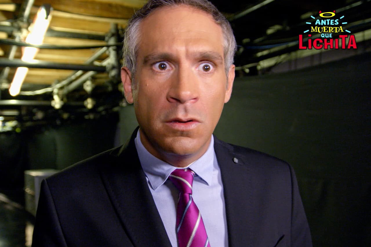 Roberto sospecha que Vladimir podría ser el misterioso tutor de Mateo.