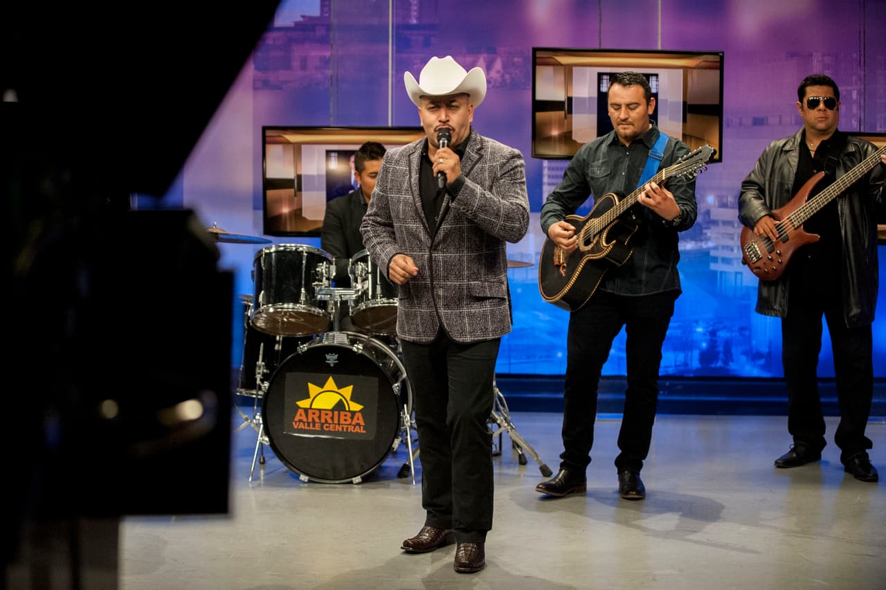 Ganadores tienen la oportunidad de convivir con Lupillo