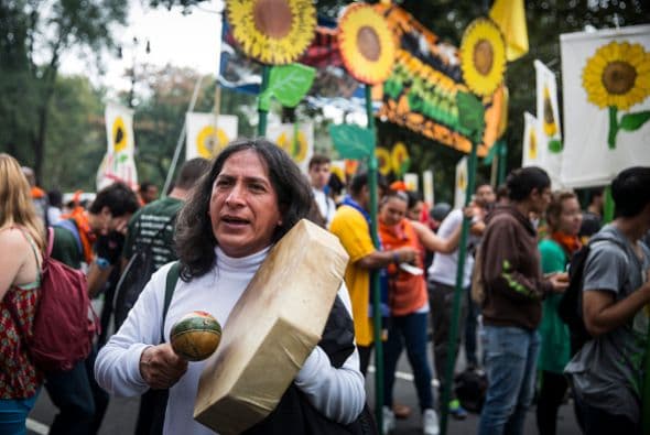 El colorido y el folclore acompañaron las manifestaciones.
