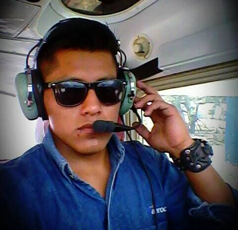 Erwin Tumiri, técnico de vuelo sobreviviente del avión que se estrelló en Colombia