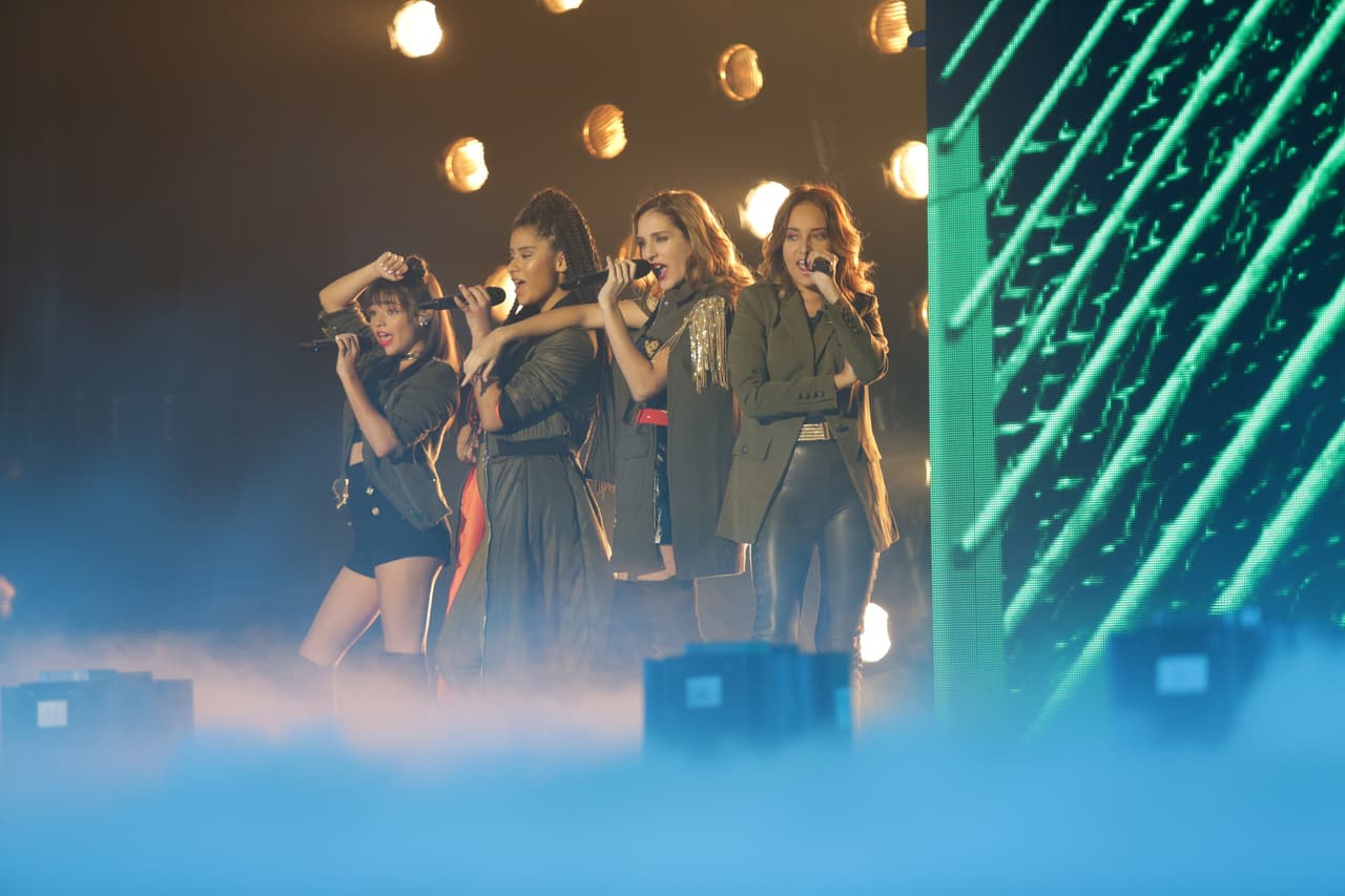 Las chicas lucieron como verdaderas pop stars.